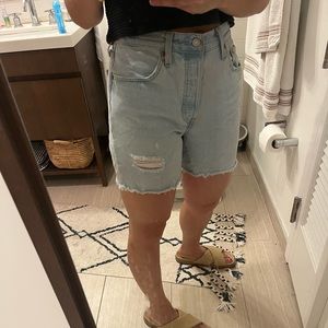 Levi's 501 mid-thigh high-rise shorts